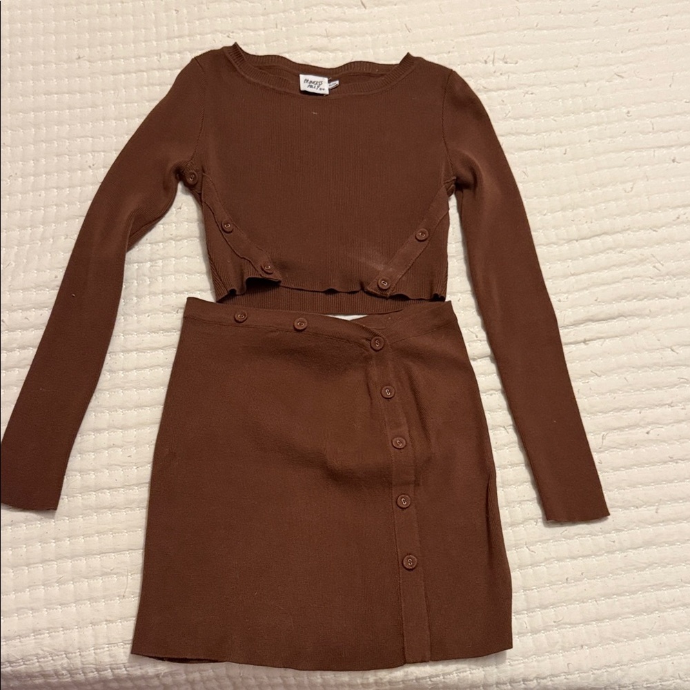 Two piece Princess Polly skirt set.